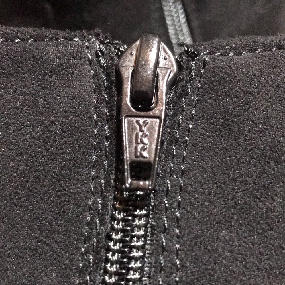 OLD NAVY—BLACKJACK—Faux Suede SideZip Chunky Stacked Heel Western Ankle Bootie—8 - Picture 9 of 17